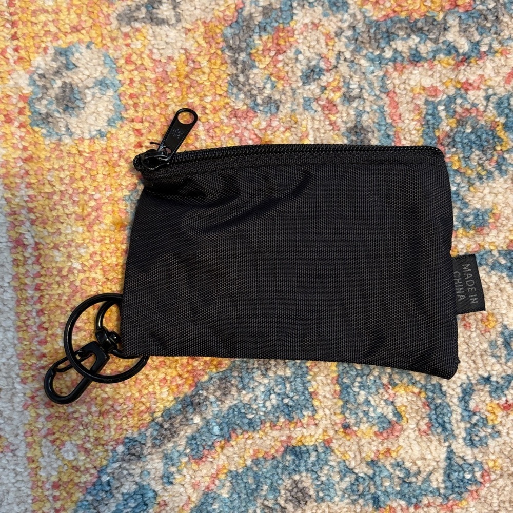 Vintage 90s Chisco small zip travel wallet with key ring and hook - Picture 2 of 5